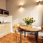 Apart Otel Sleepwell Ordynacka 4*