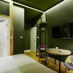 Aparthotel Sleepwell Ordynacka 4*