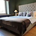 Sleepwell Ordynacka Aparthotel