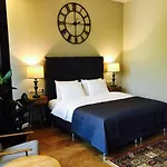 Sleepwell Ordynacka Aparthotel