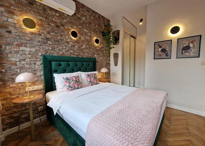 Sleepwell Ordynacka Апарт-отель 4*