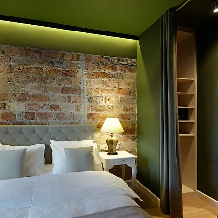 Sleepwell Ordynacka 4*