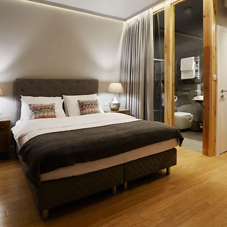 Sleepwell Ordynacka 4*