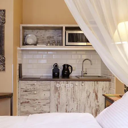 Sleepwell Ordynacka Apartmanhotel 4*