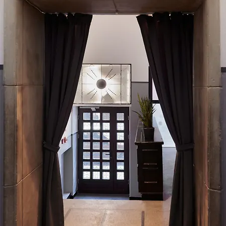 Sleepwell Ordynacka Apartmanhotel 4*