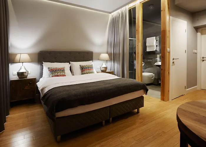 Sleepwell Ordynacka 4*